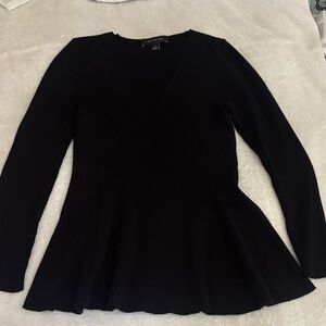 Black V-Neck Long Sleeve Top